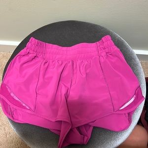 Lulu lemon hotty hot shorts